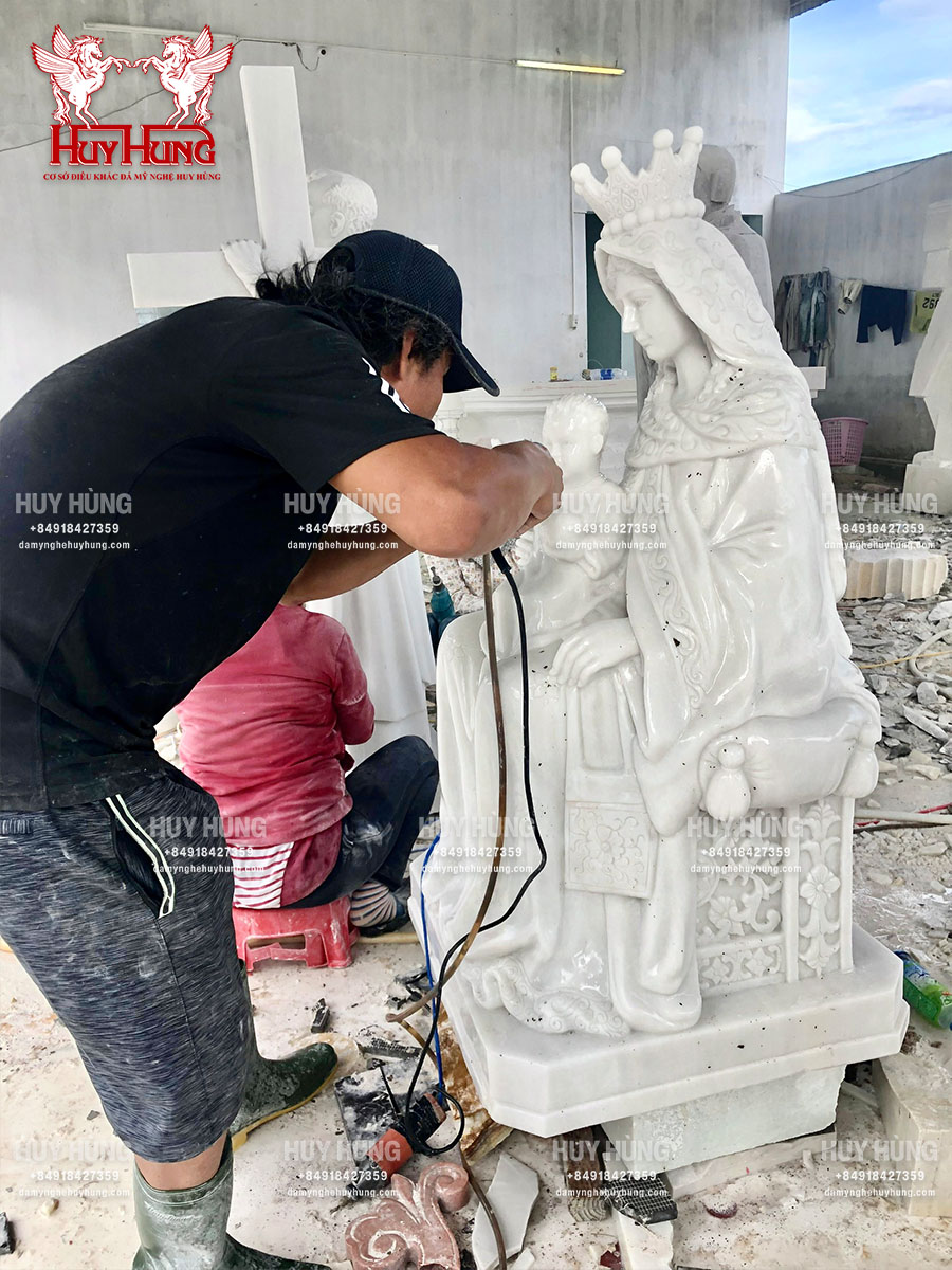Tượng Đức Mẹ Núi Camêlô