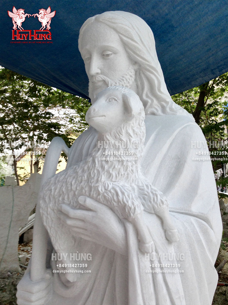 Tượng Chúa Chiên Lành