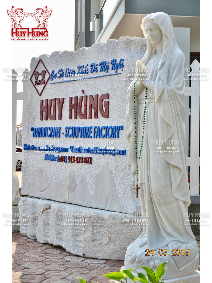 Tượng Đức Mẹ Mân Côi