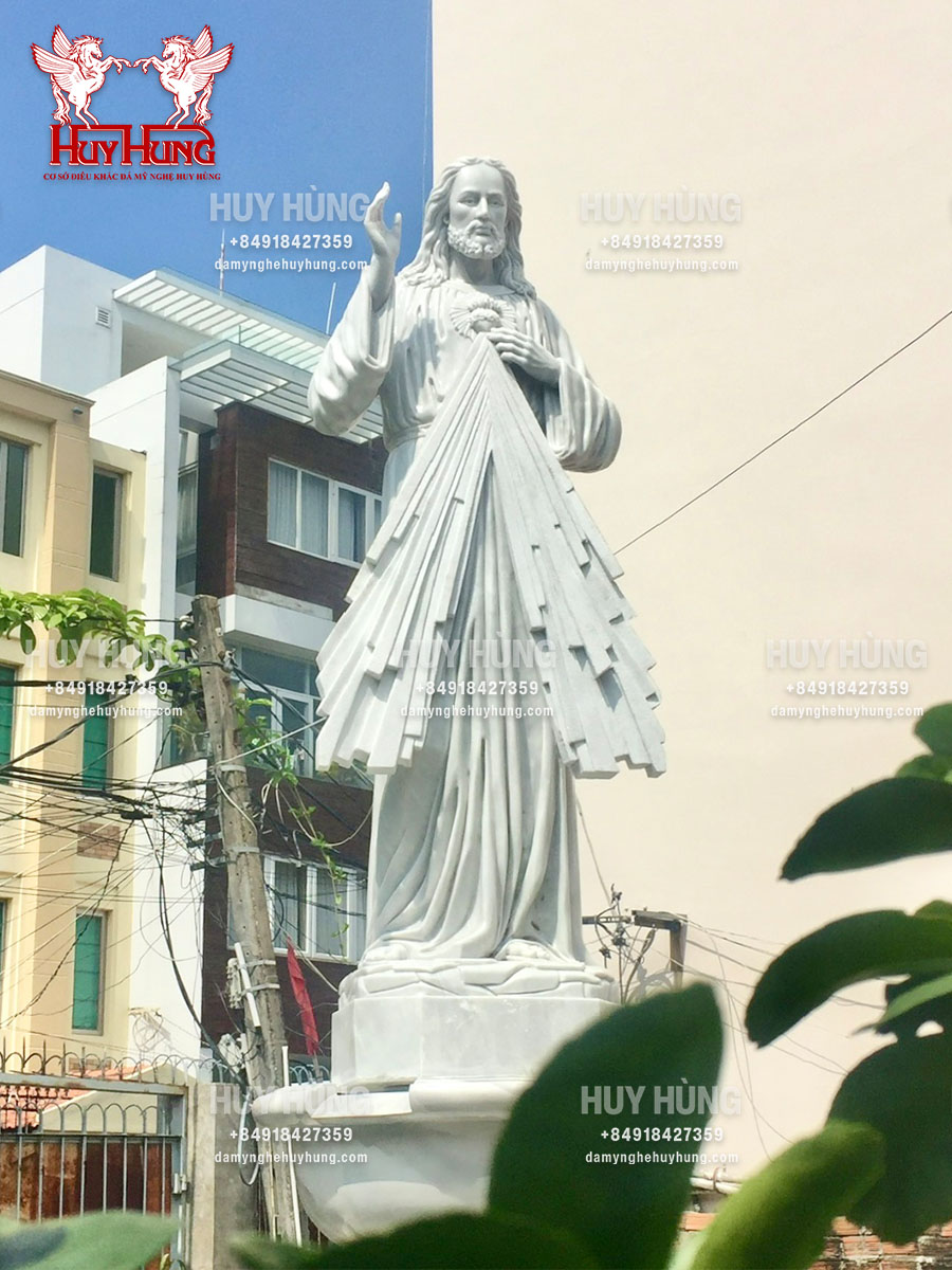 Tượng Chúa Thương Xót