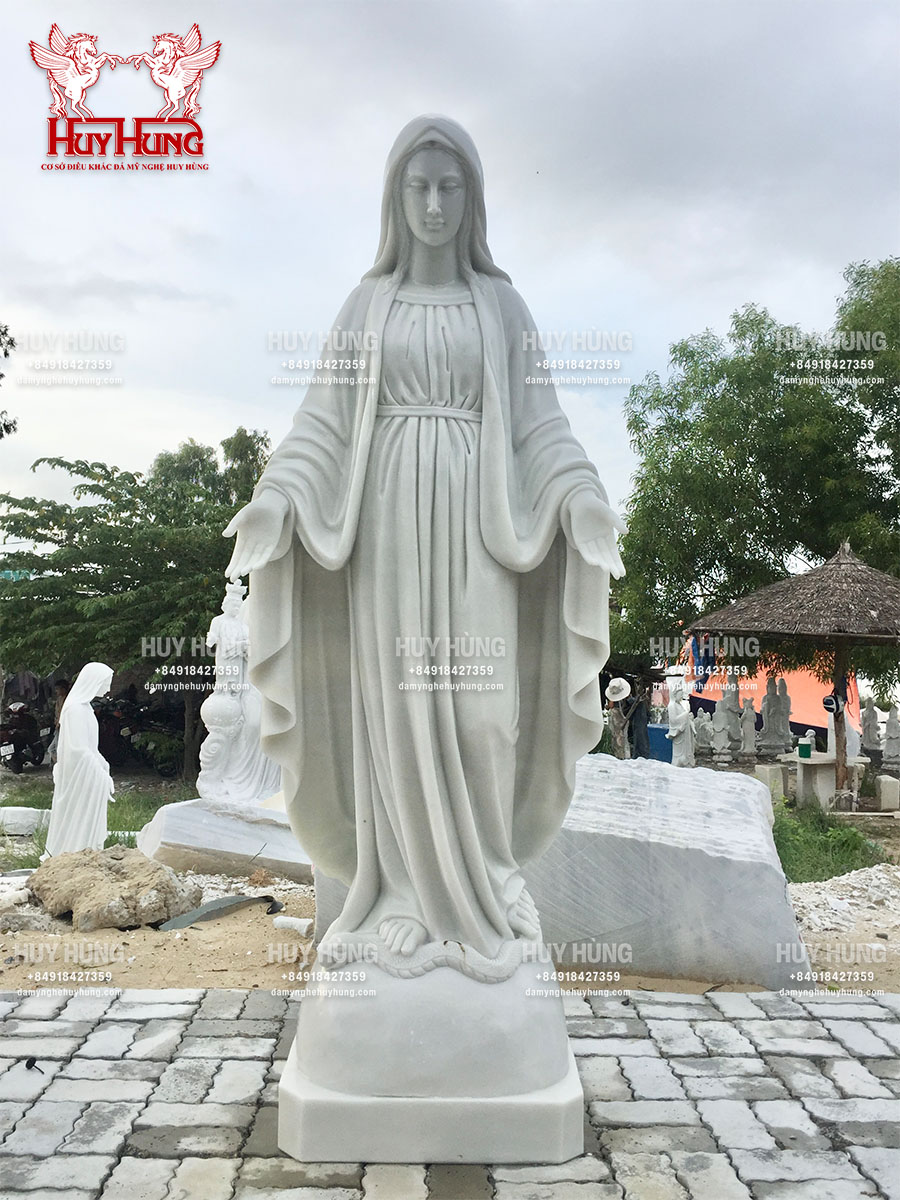 Tượng Đức Mẹ Ban Ơn
